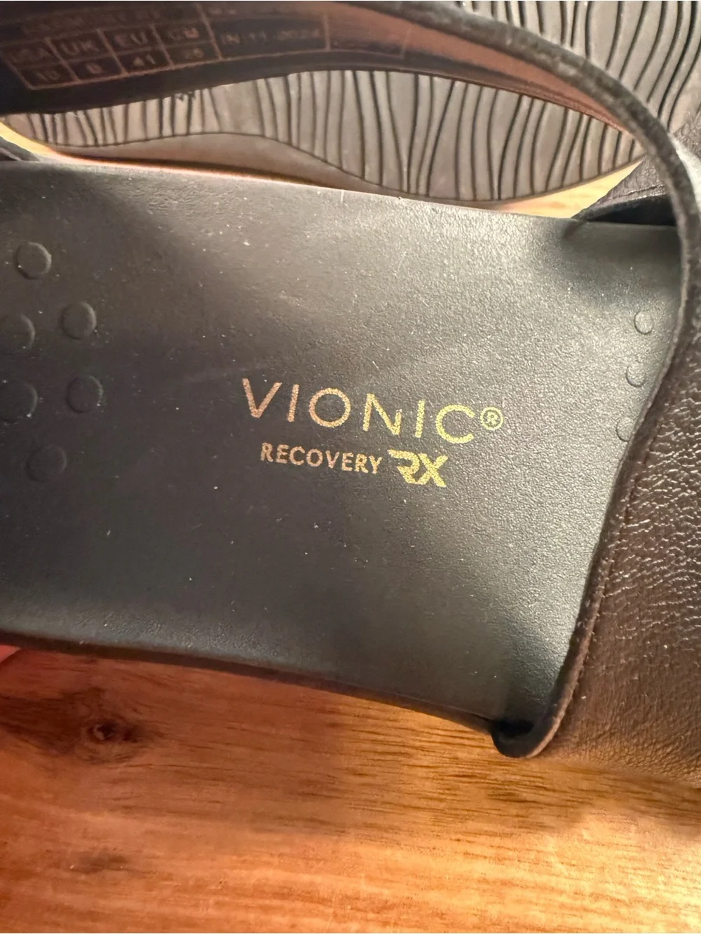 Vionic Recovery RX Black Leather with Adjustable Straps Size 10 NWOT